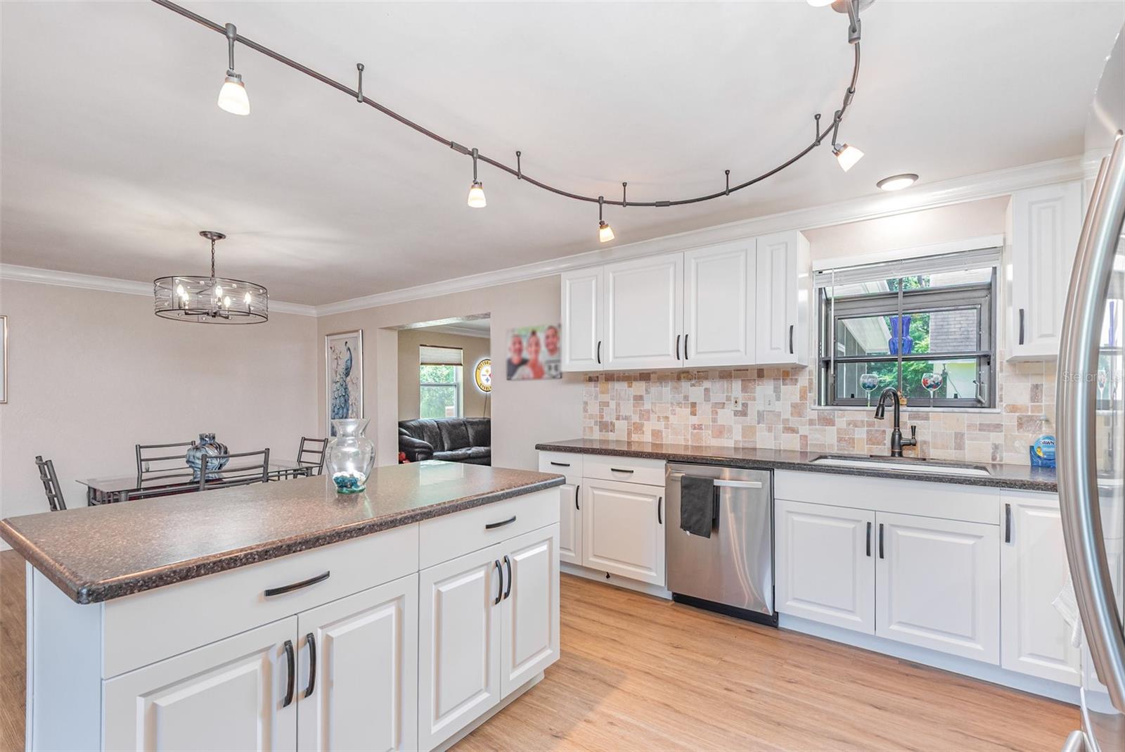 Image 11 of 29 For 1459 Admiral Halsey Avenue