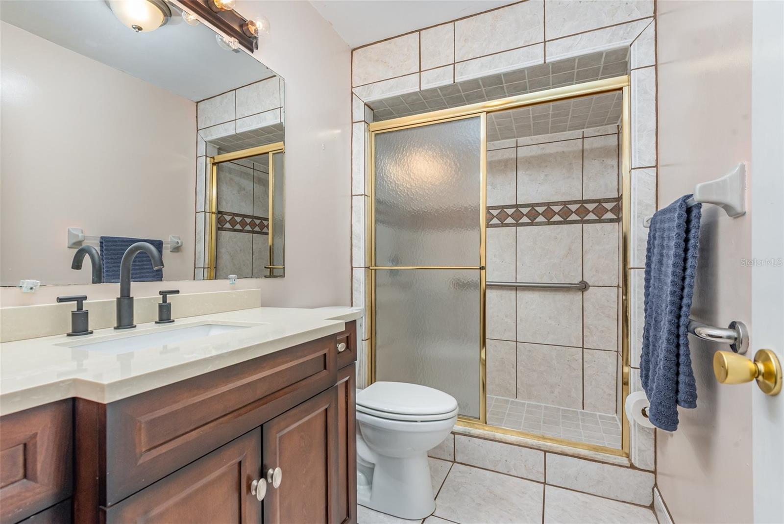 Image 23 of 29 For 1459 Admiral Halsey Avenue