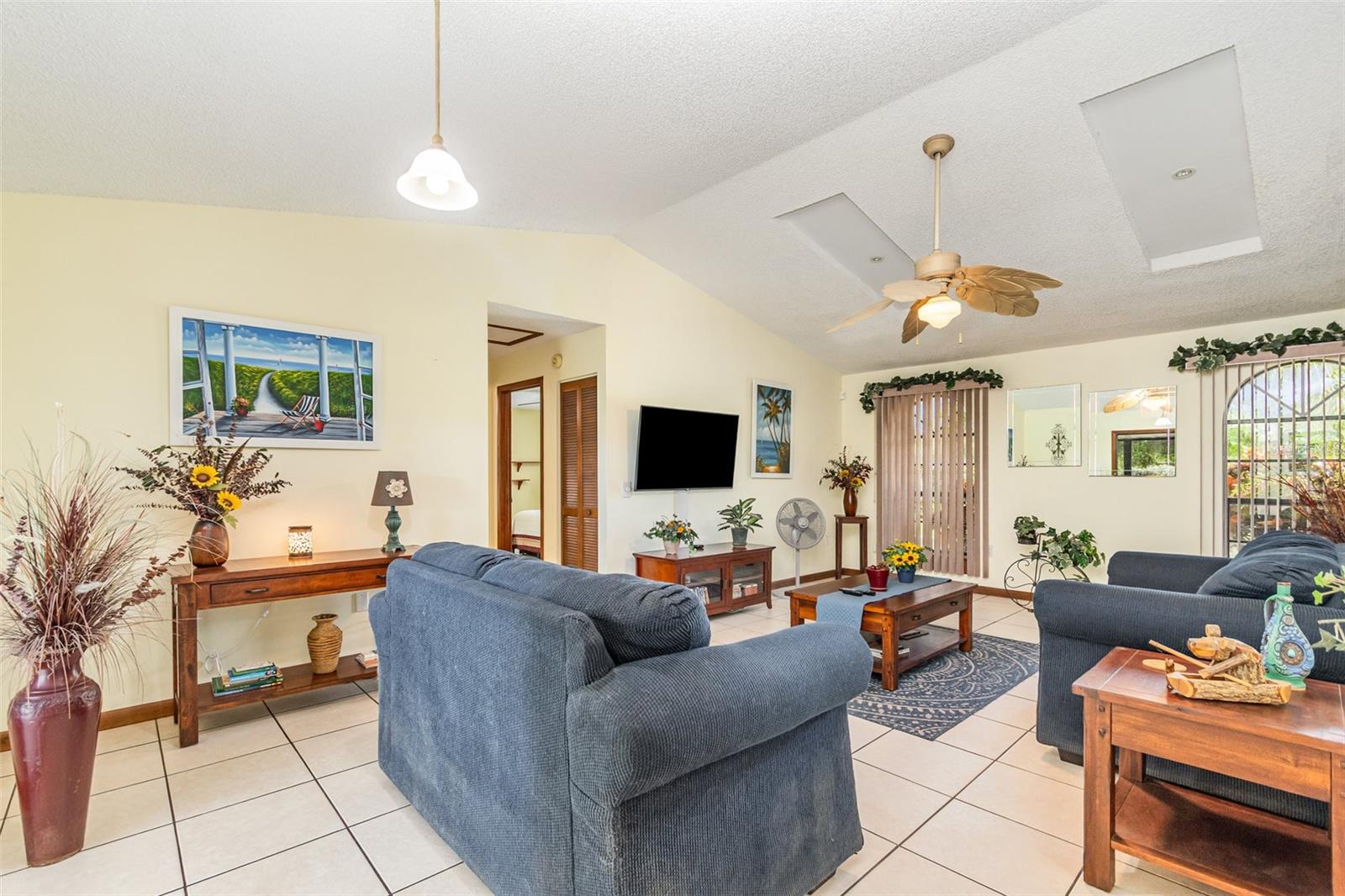 Image 6 of 42 For 155 11th Avenue