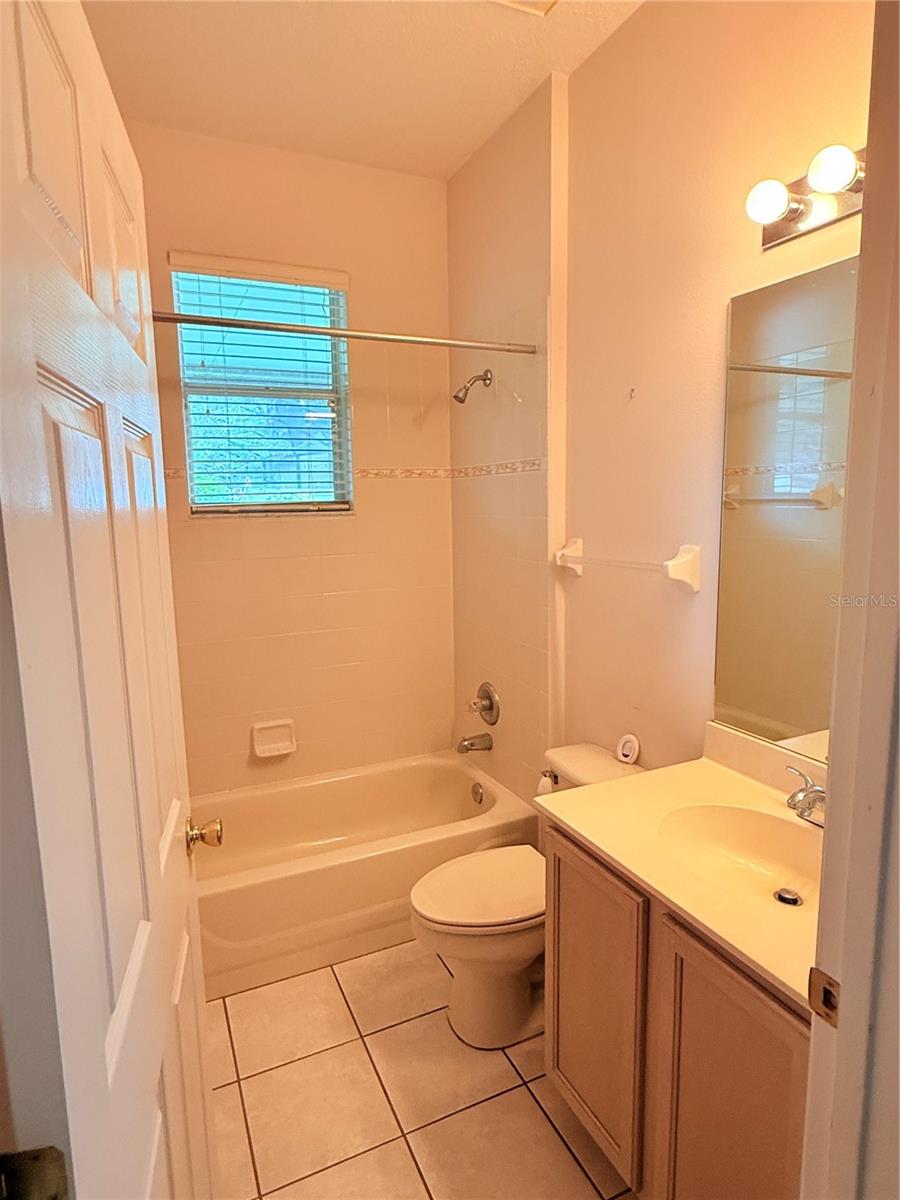 Image 15 of 24 For 1214 Shagrock Court