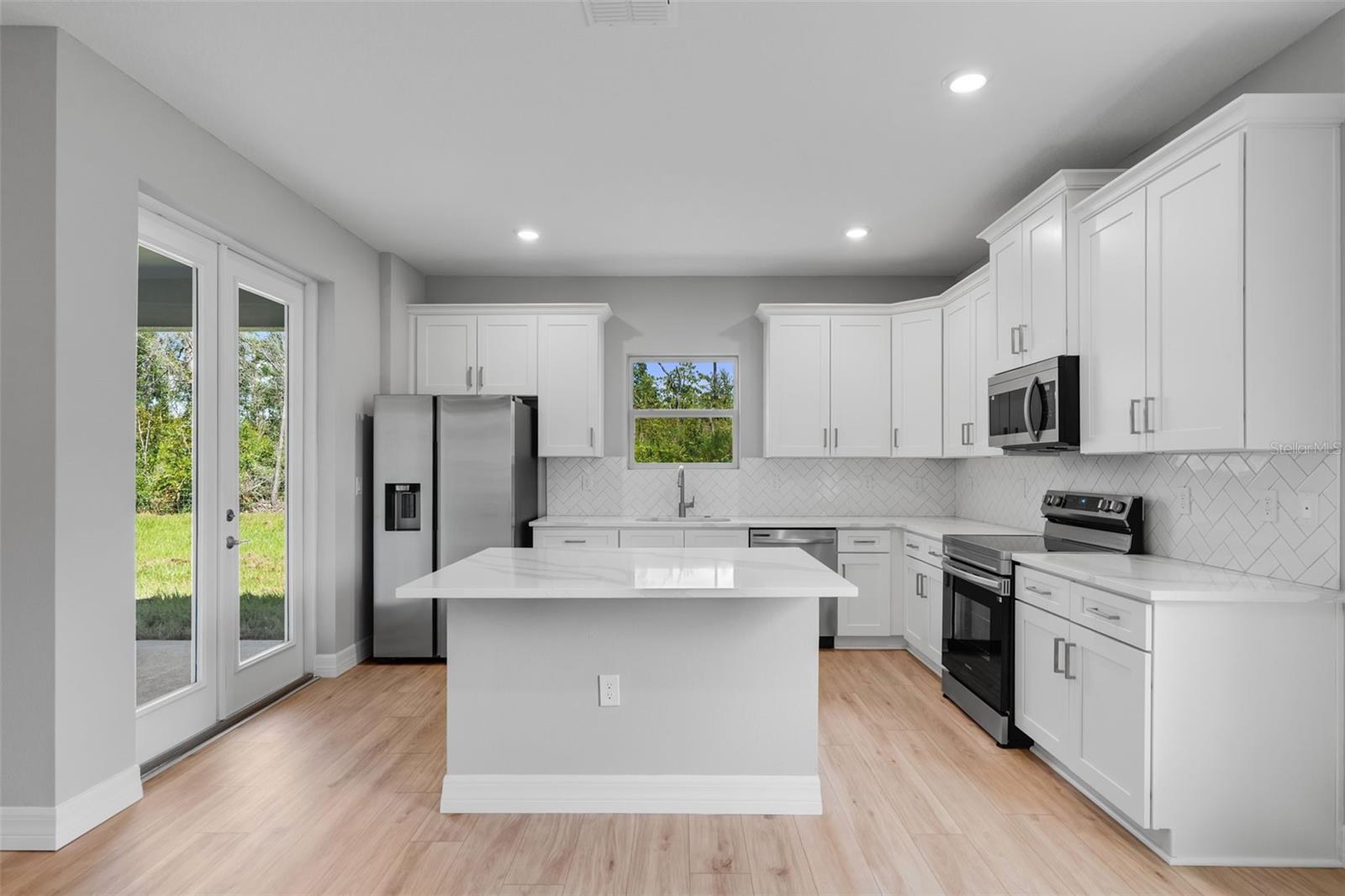 Image 2 of 30 For 12841 43rd Circle