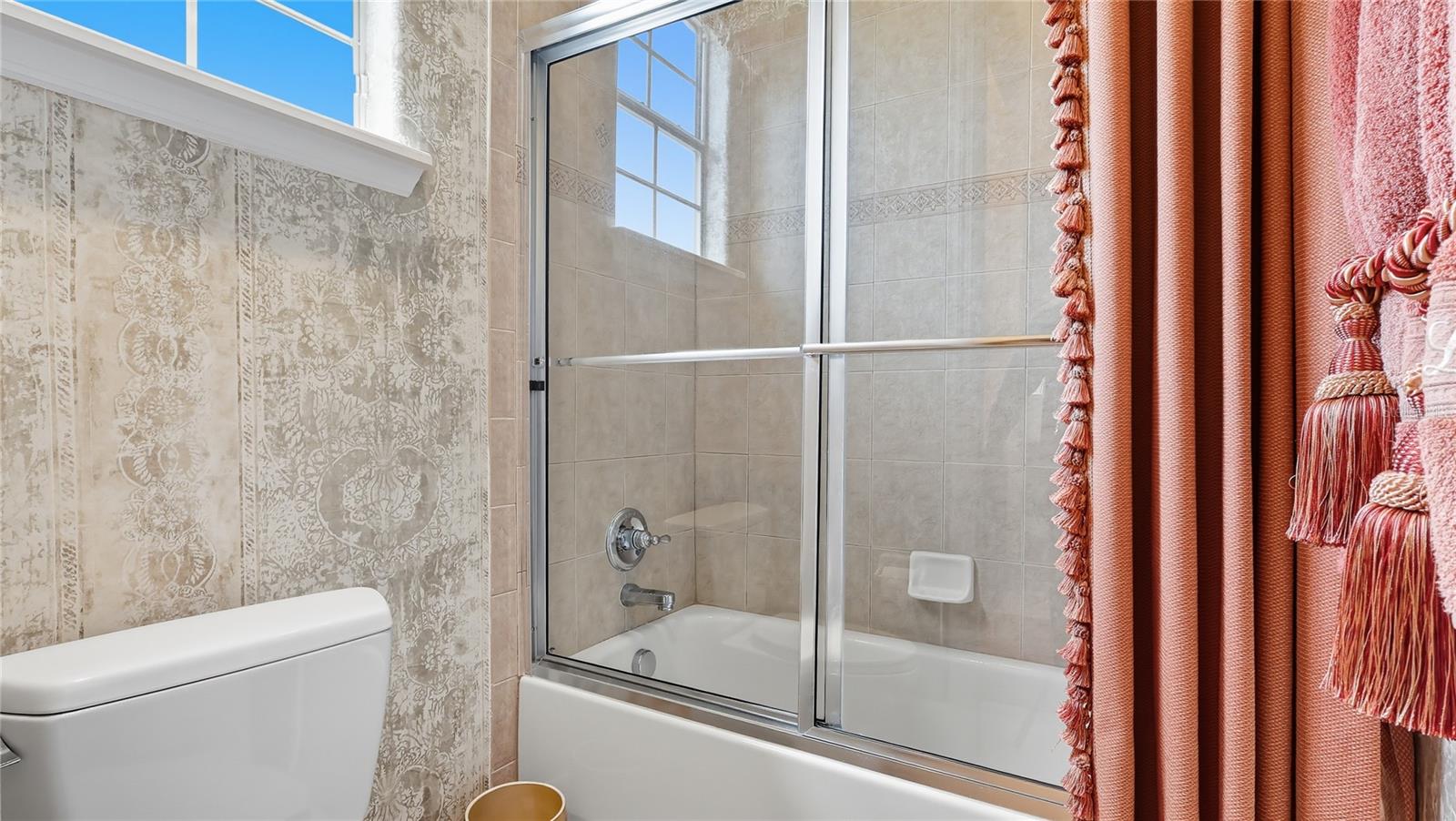 Image 32 of 43 For 601 Spring Oak Circle