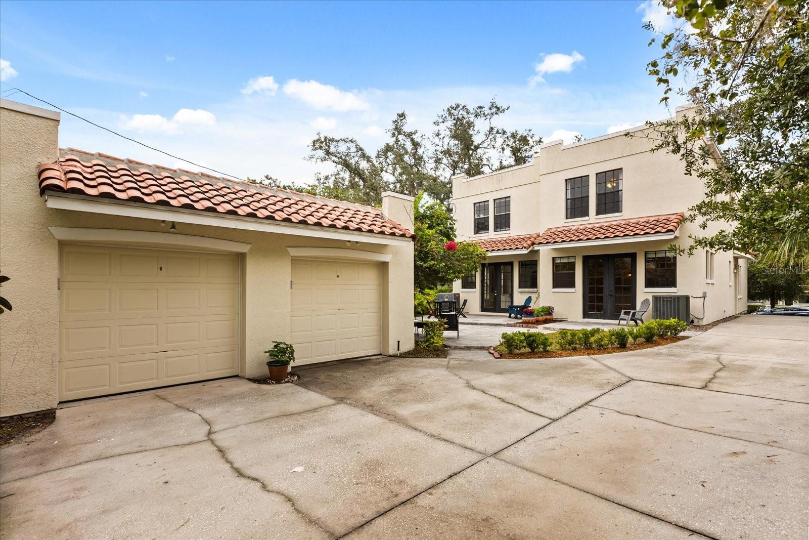 Image 39 of 43 For 635 & 637 Hillcrest Street