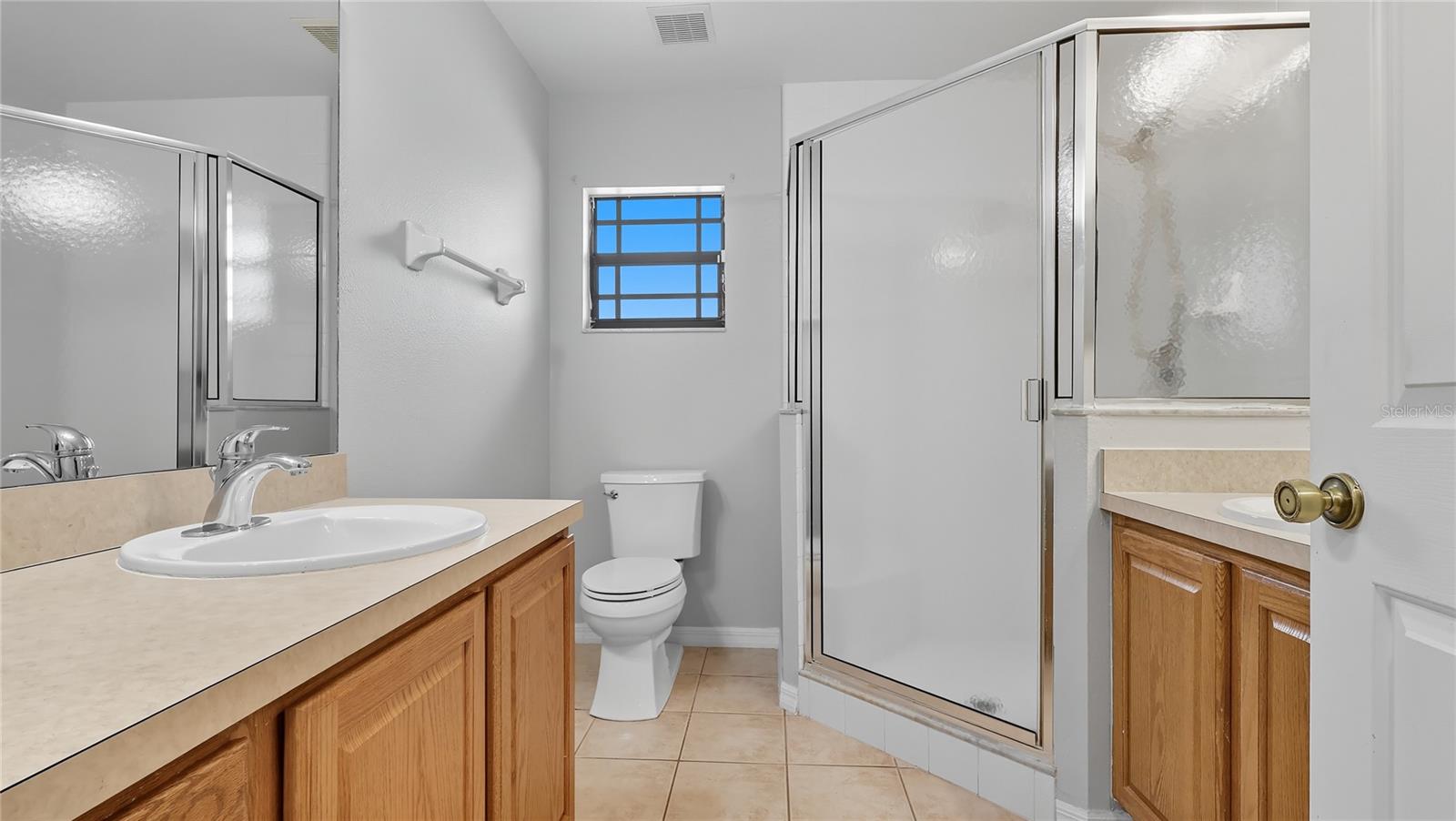 Image 23 of 32 For 4909 Raylene Way