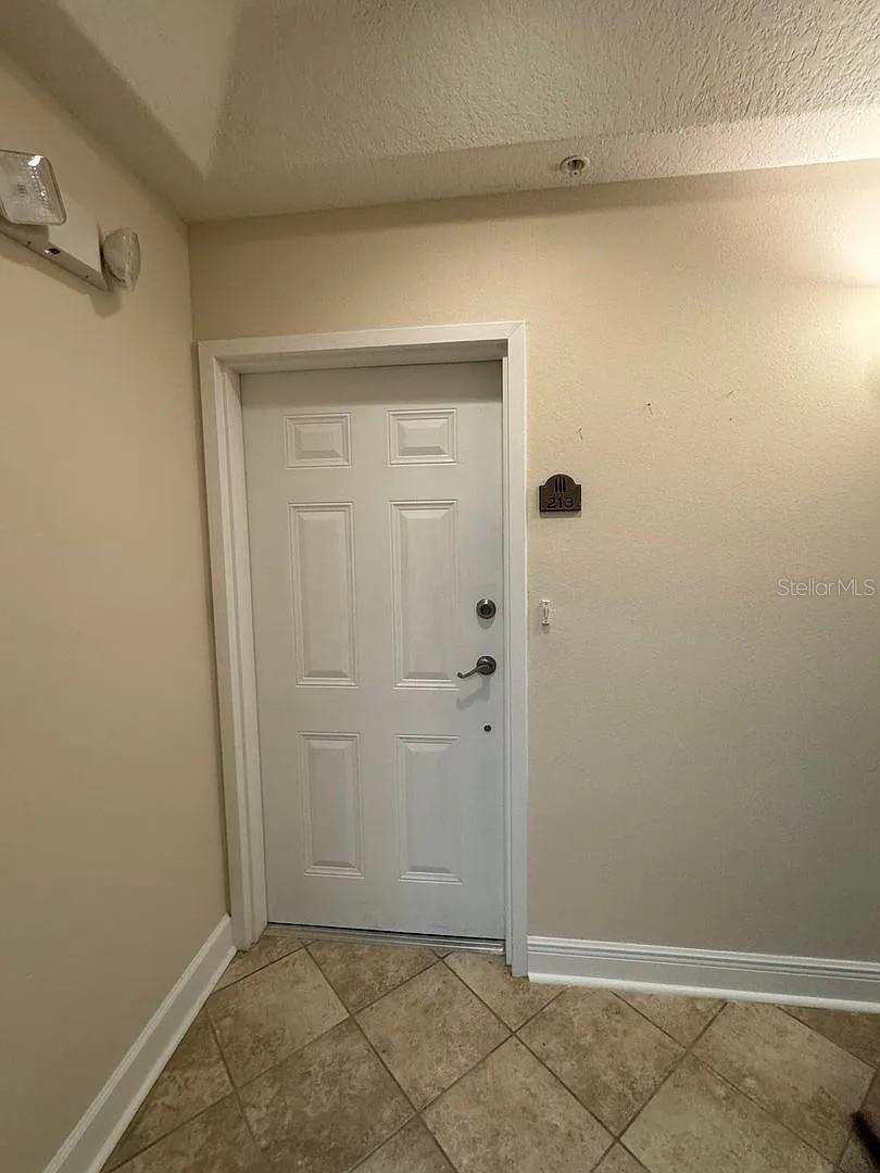 Image 6 of 39 For 7516 Toscana Boulevard 213