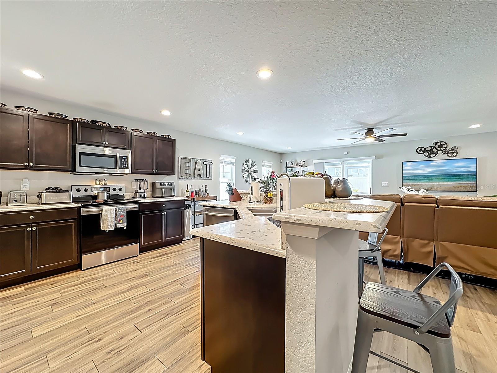 Image 10 of 37 For 2935 Fieldwood Circle