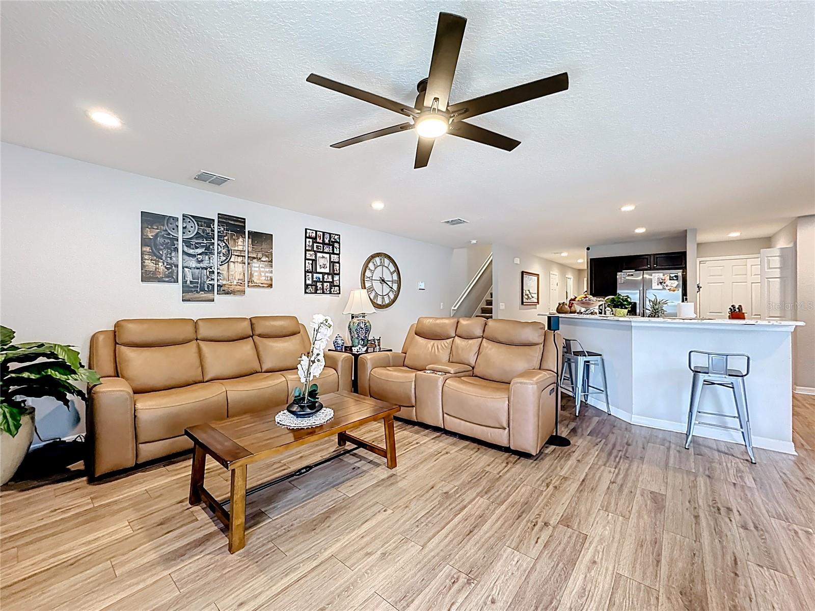 Image 17 of 37 For 2935 Fieldwood Circle