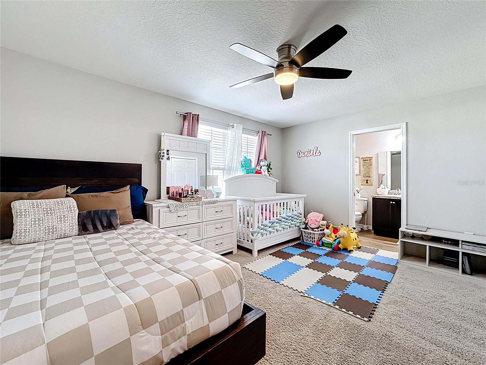 Image 23 of 37 For 2935 Fieldwood Circle