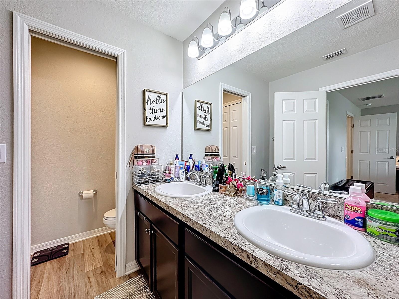 Image 29 of 37 For 2935 Fieldwood Circle