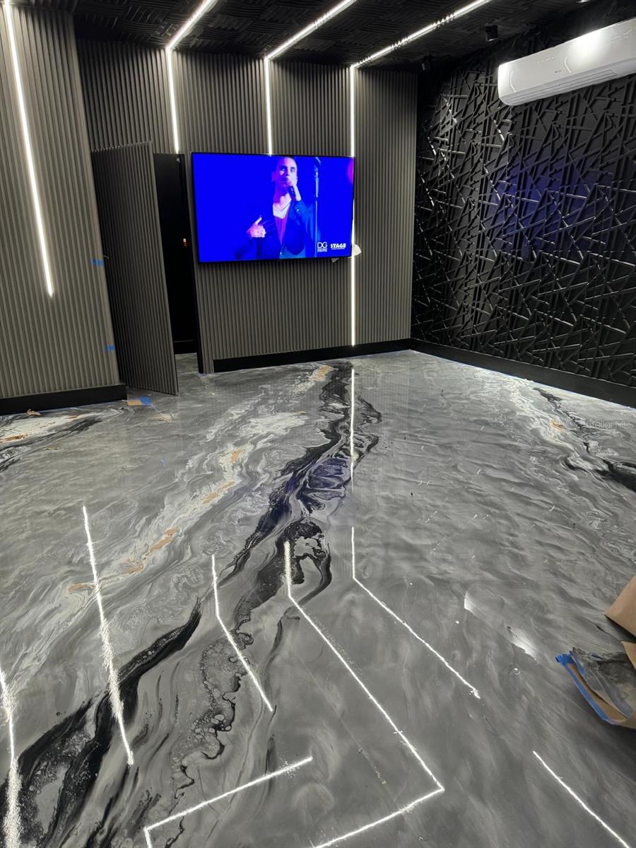 Image 33 of 33 For 2043 Rainier Drive