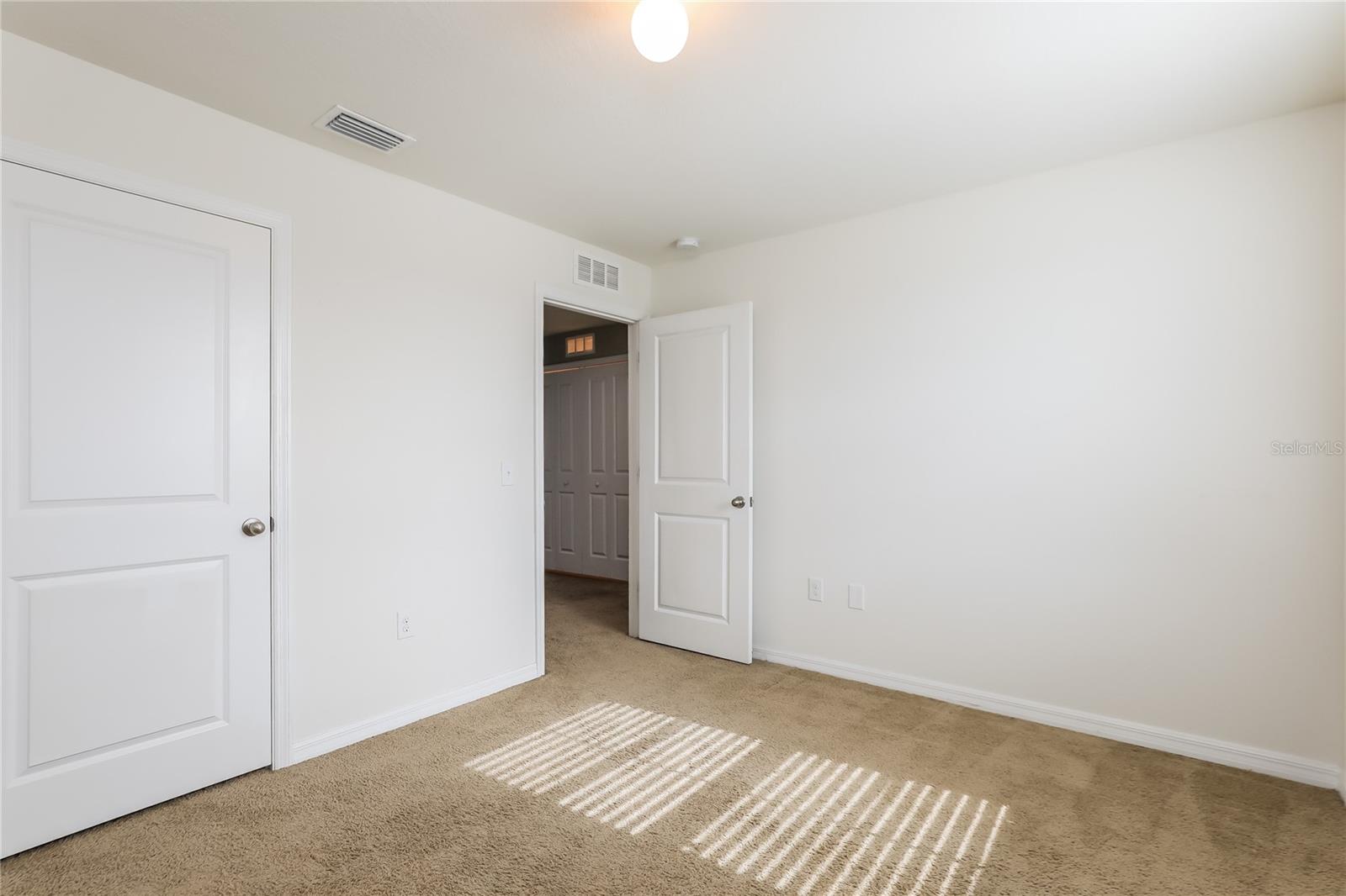 Image 12 of 17 For 4711 Lindever Lane