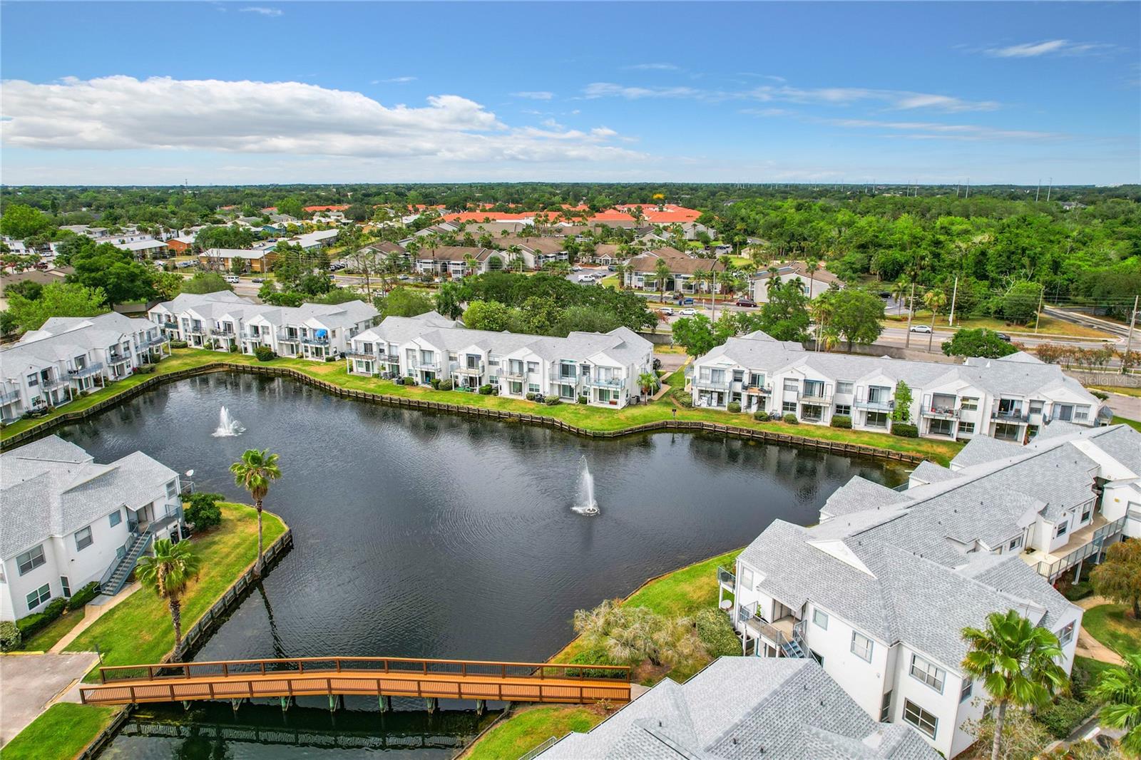 Image 49 of 73 For 2520 Woodgate Boulevard 204