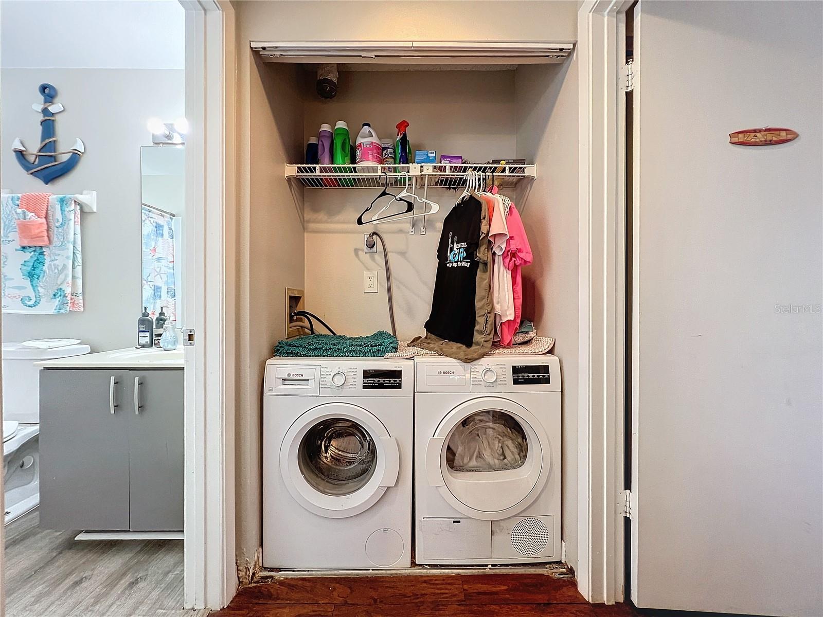 Image 9 of 73 For 2520 Woodgate Boulevard 204