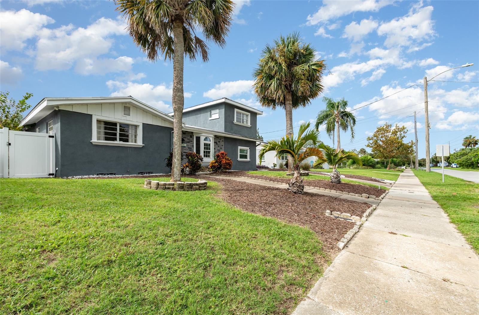Image 2 of 35 For 144 Bosarvey Drive