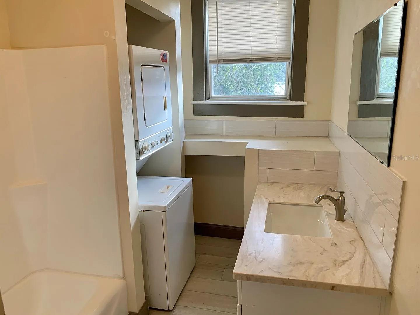 Image 14 of 25 For 1212 25th Avenue C