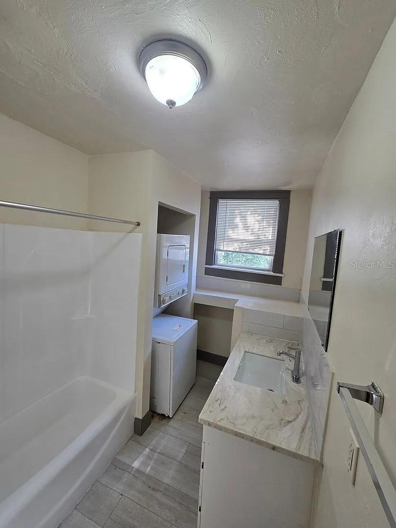 Image 22 of 25 For 1212 25th Avenue C