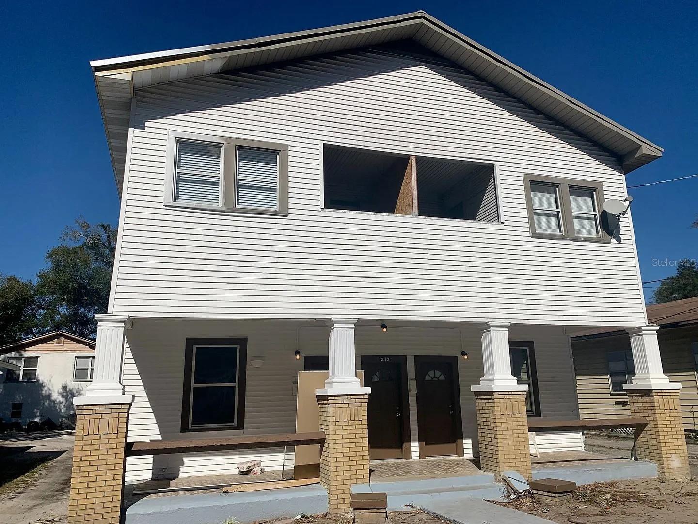 Image 4 of 25 For 1212 25th Avenue C