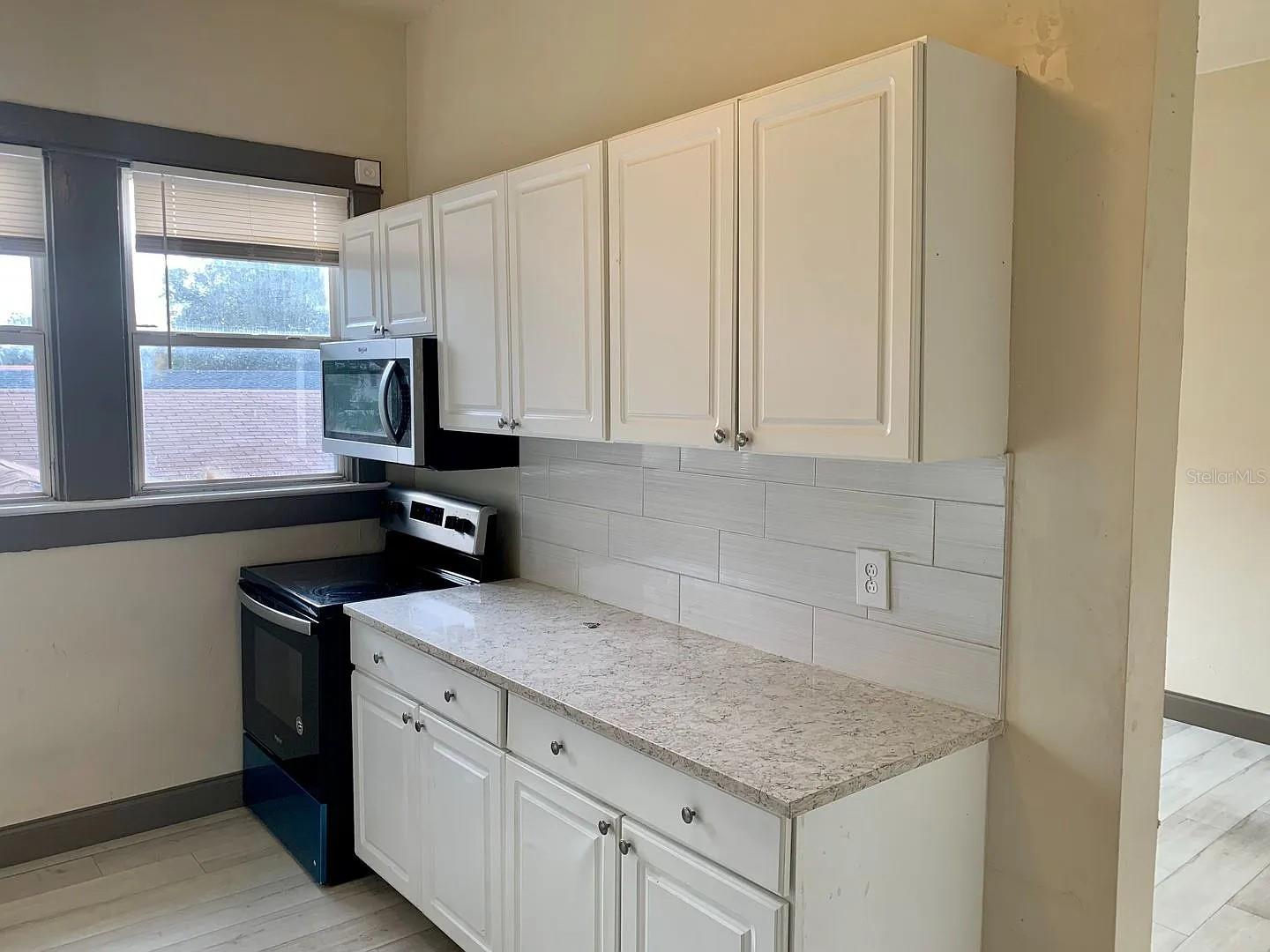 Image 5 of 25 For 1212 25th Avenue C