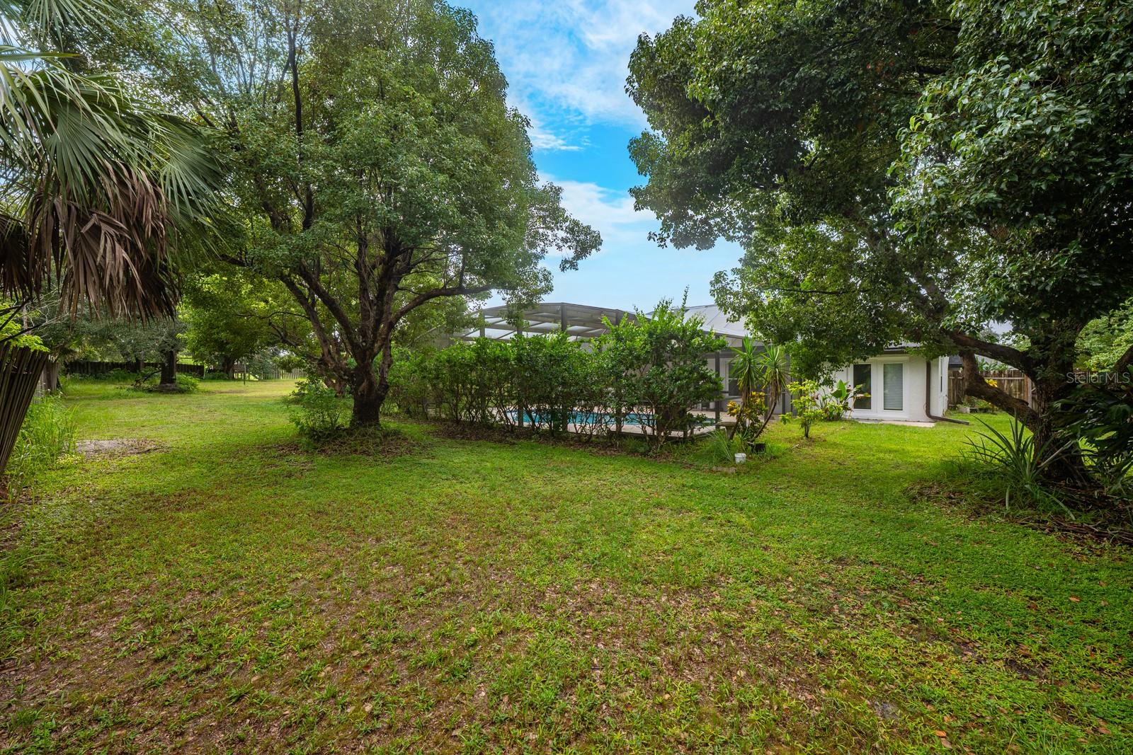 Image 24 of 28 For 998 El Lago Terrace