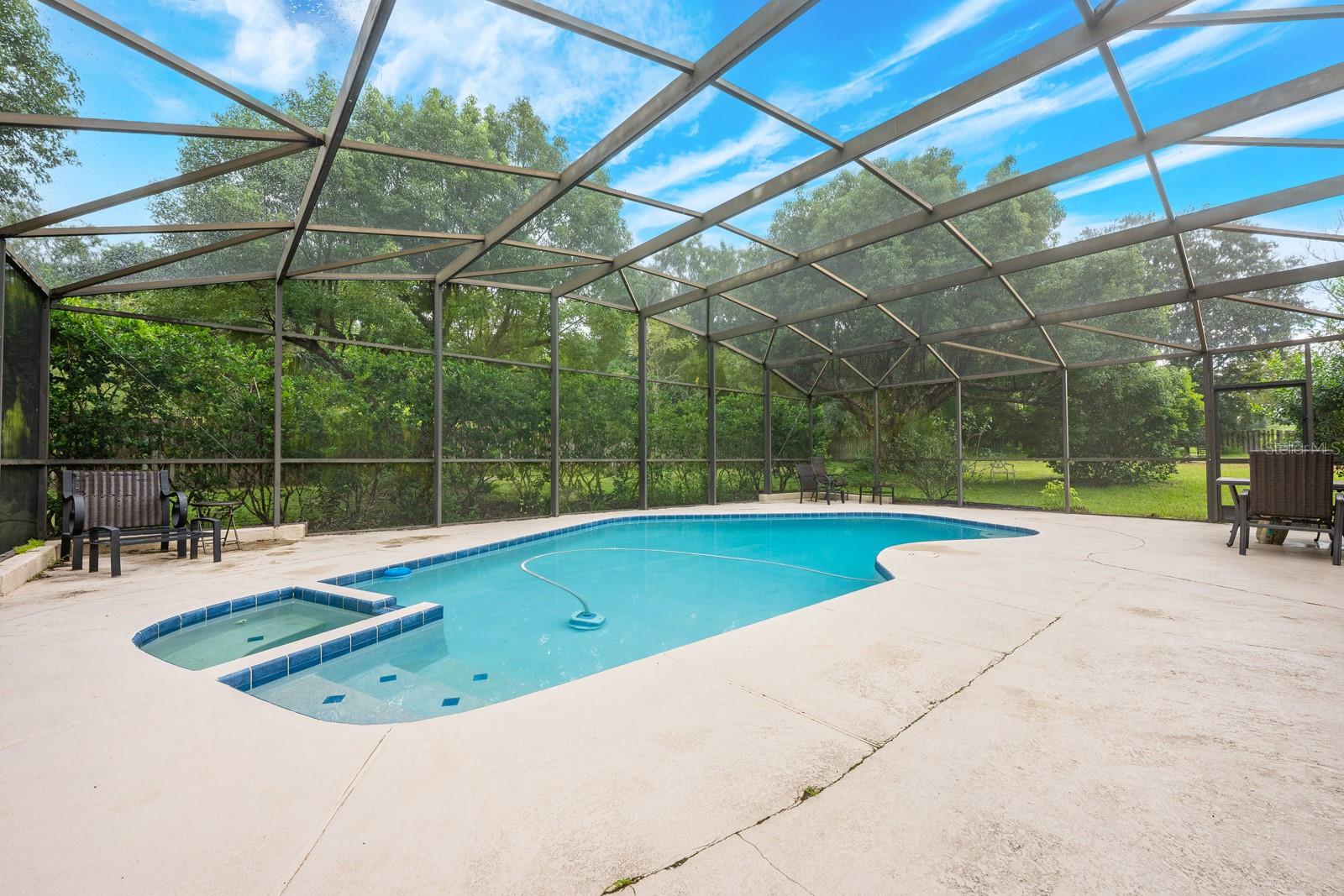 Image 3 of 28 For 998 El Lago Terrace