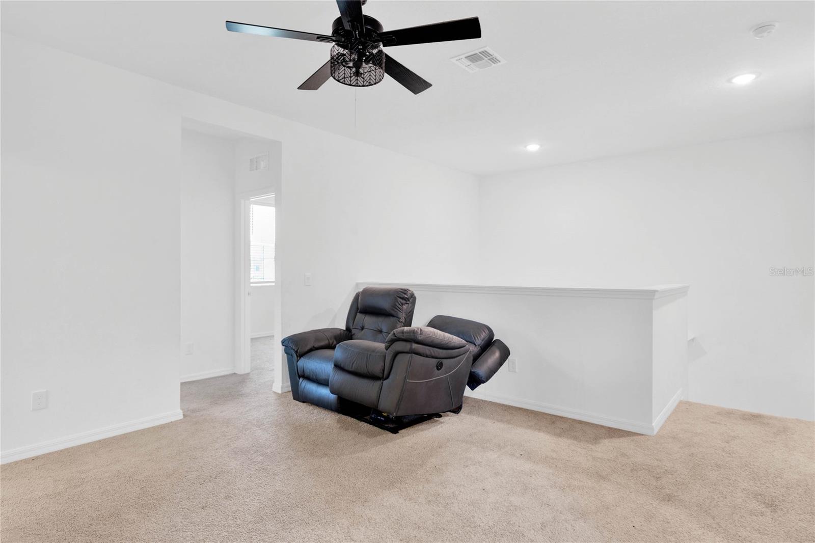 Image 15 of 42 For 2033 Emerald Springs Drive
