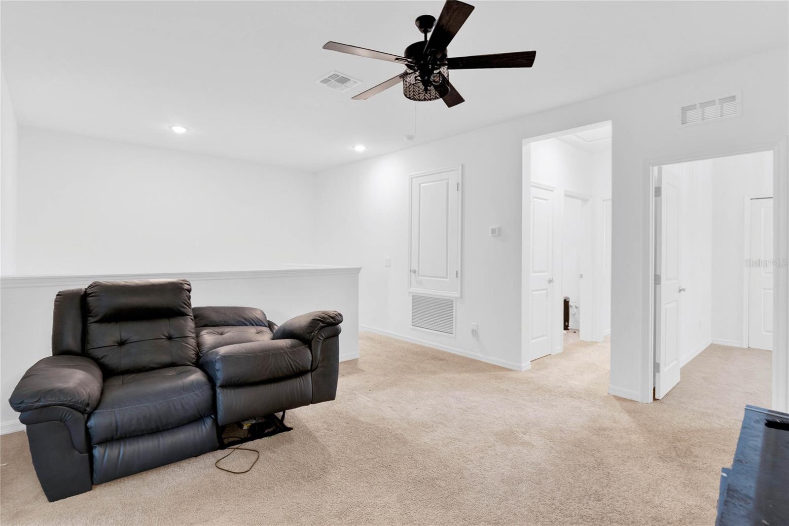 Image 16 of 42 For 2033 Emerald Springs Drive