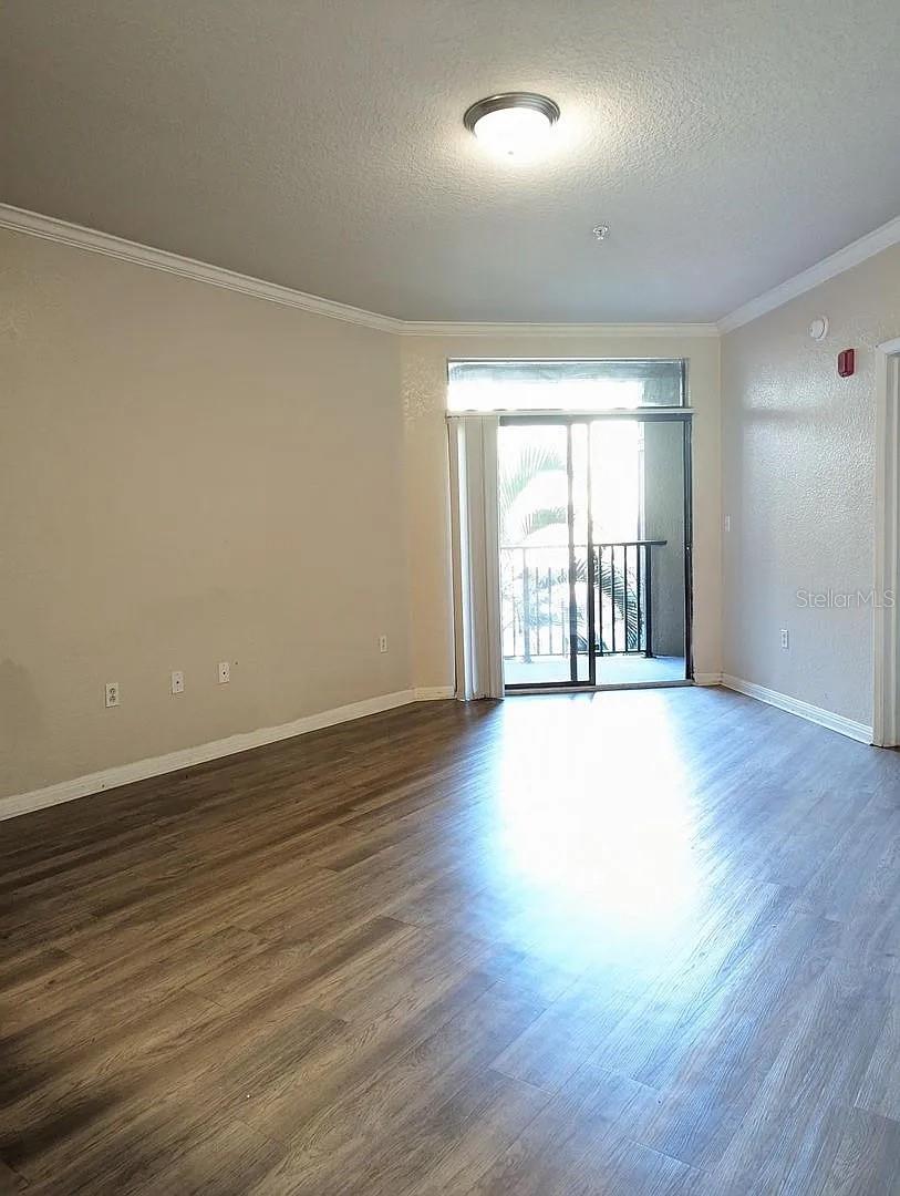 Image 6 of 28 For 911 Orange Avenue 232