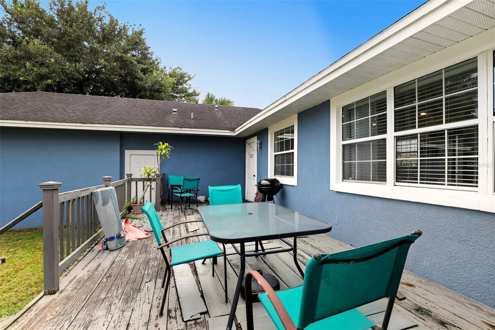 Image 14 of 42 For 8027 Orange Avenue