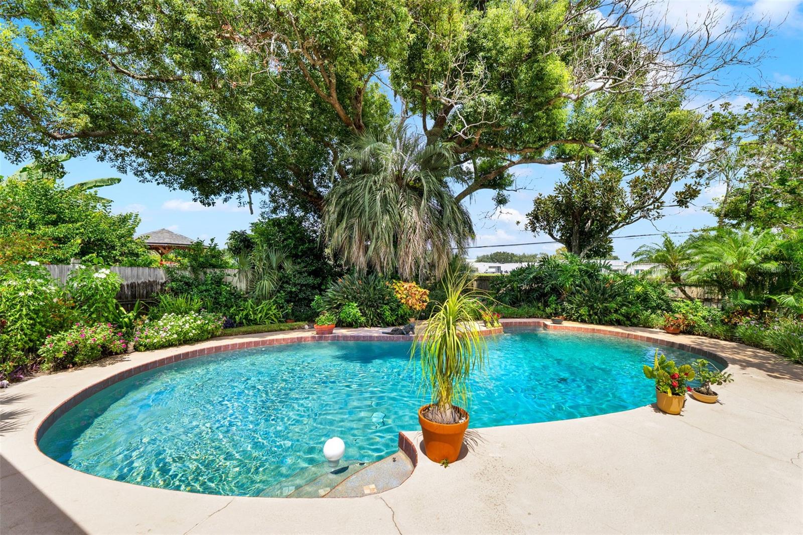 Image 2 of 26 For 1009 Woodall Drive