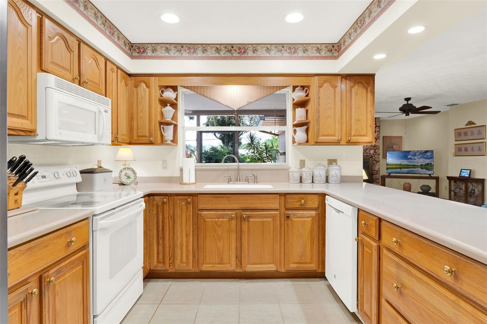 Image 5 of 26 For 1009 Woodall Drive