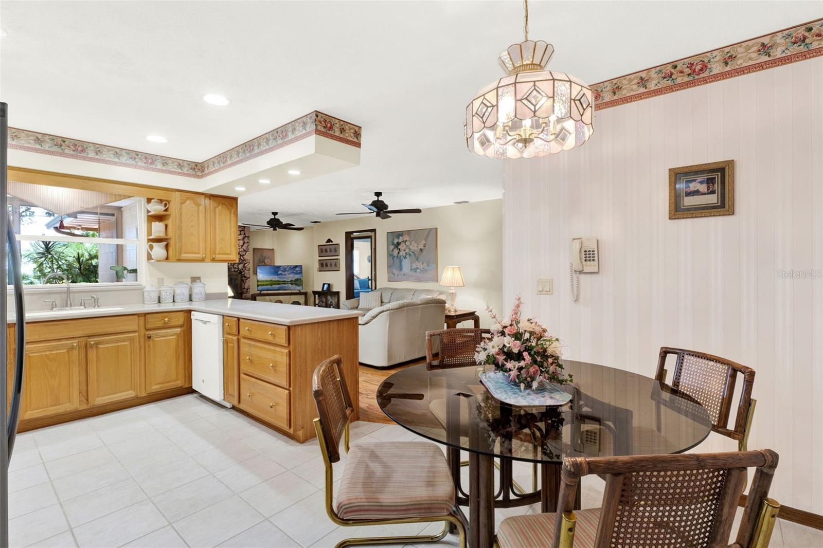 Image 8 of 26 For 1009 Woodall Drive