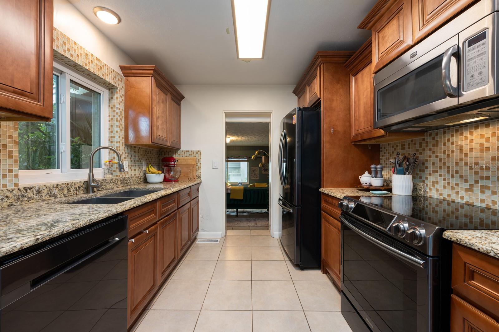 Image 8 of 25 For 1300 Edmundshire Lane