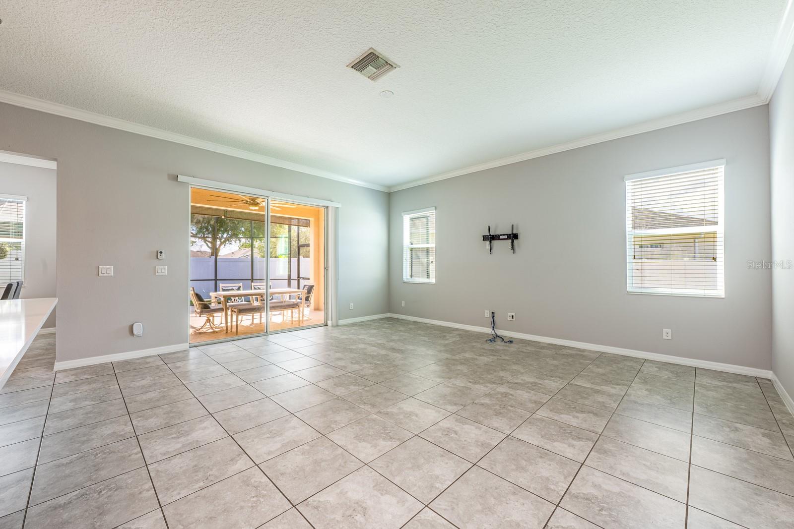 Image 38 of 43 For 1015 Grand Hilltop Drive