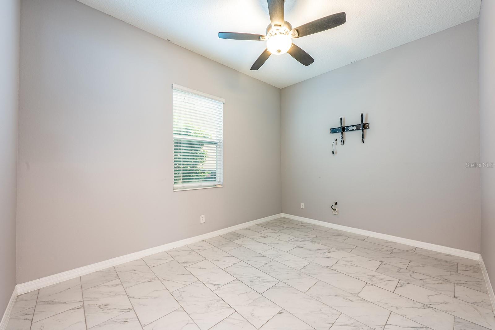 Image 40 of 43 For 1015 Grand Hilltop Drive