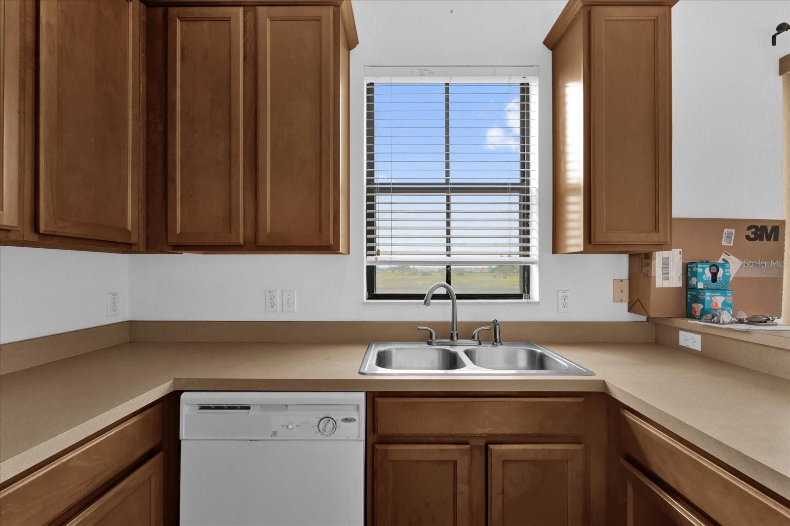 Image 6 of 25 For 3462 Allegra Circle