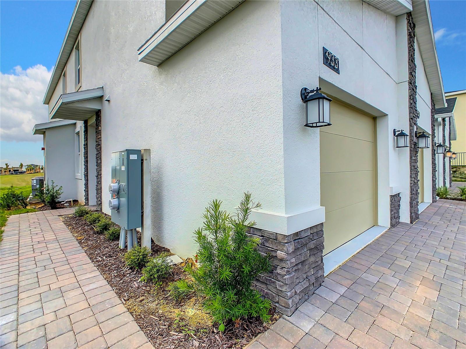 Image 6 of 48 For 9331 Sommerset Hills Drive 1