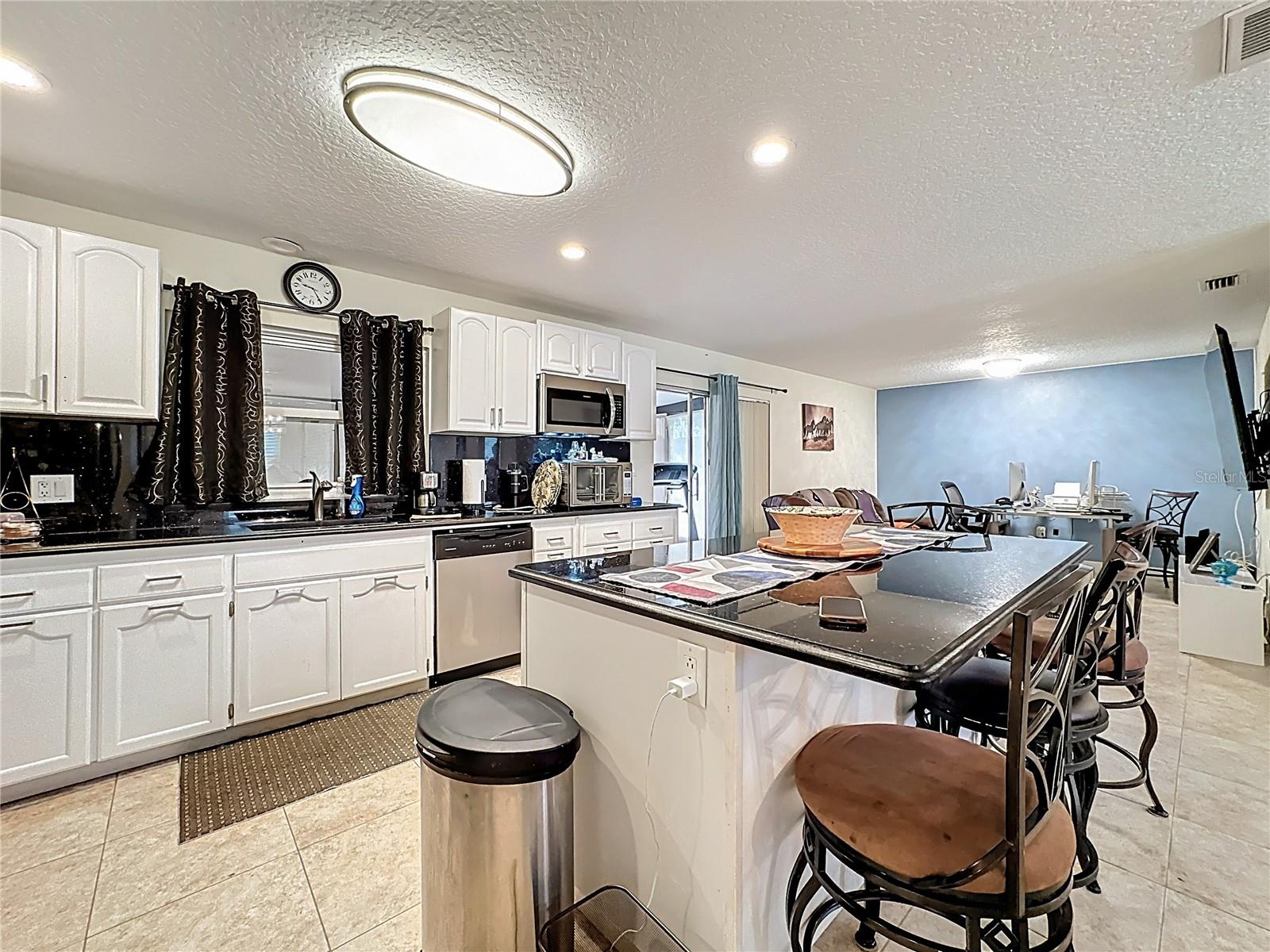 Image 13 of 41 For 1601 Silversmith Place