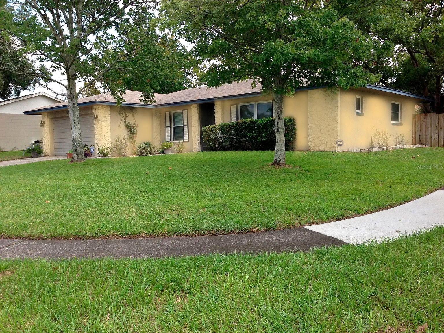 Image 4 of 41 For 1601 Silversmith Place