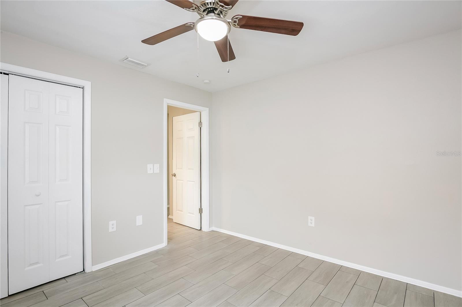 Image 11 of 16 For 7312 Landmark Drive