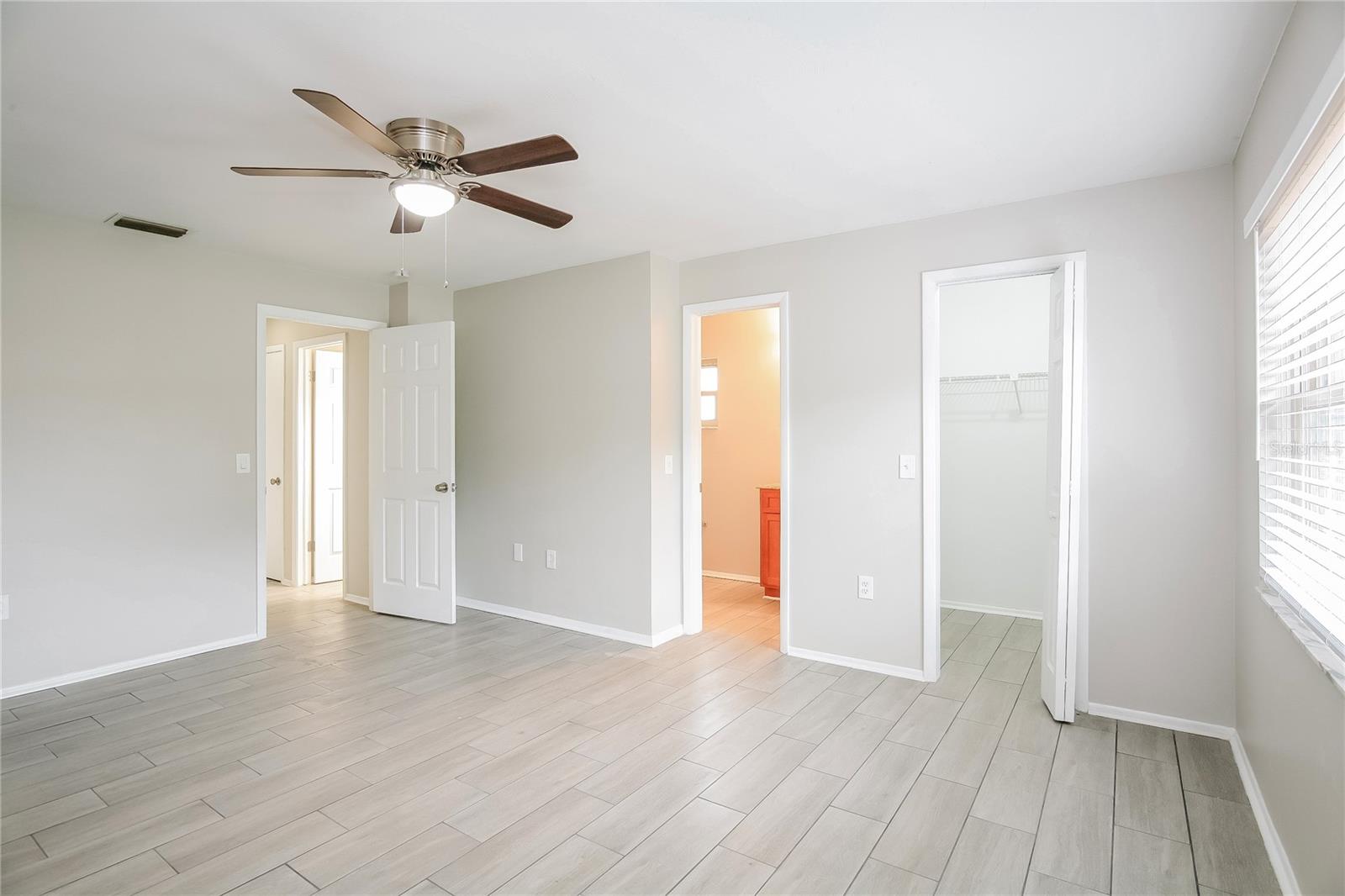 Image 7 of 16 For 7312 Landmark Drive
