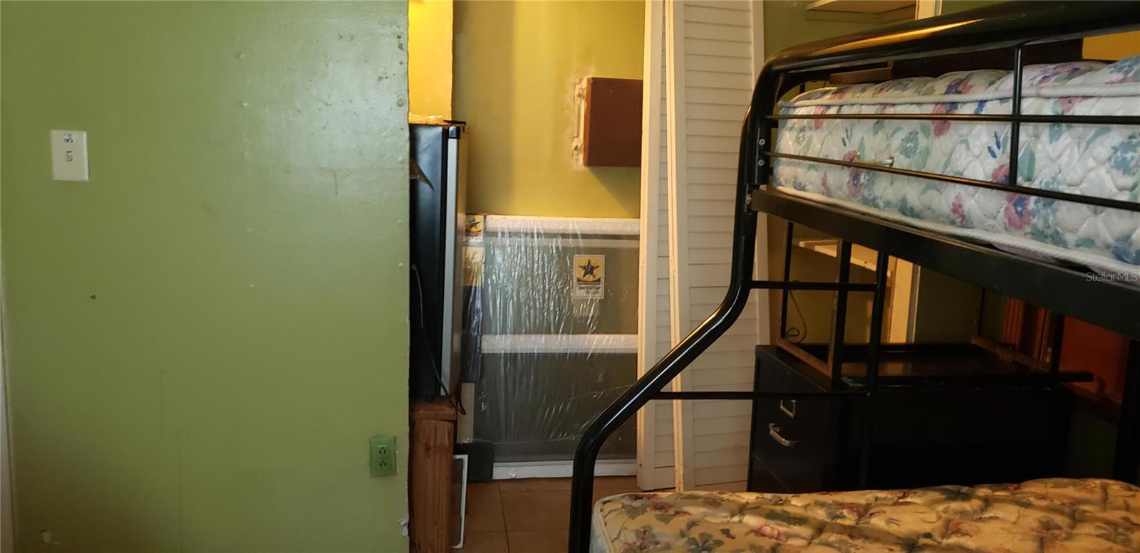 Image 14 of 44 For 2633 21st Street