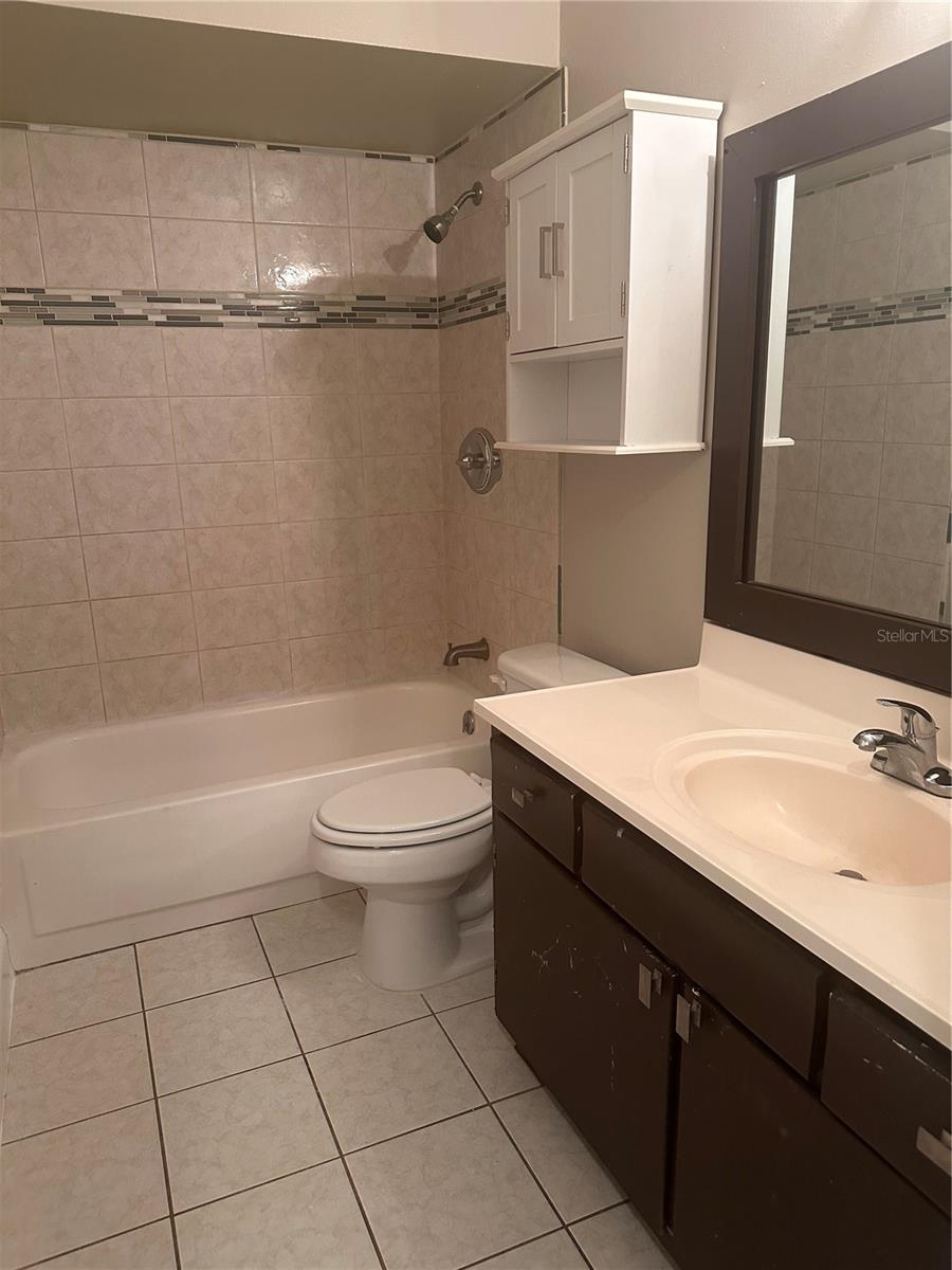 Image 15 of 30 For 156 Springwood Circle C