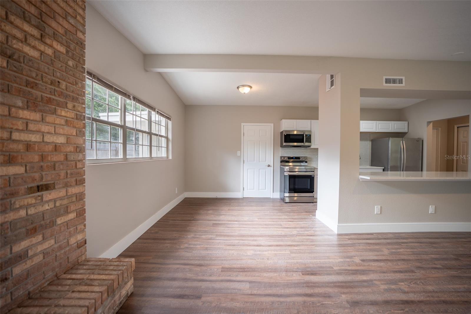 Image 8 of 32 For 2330 Coldstream Drive