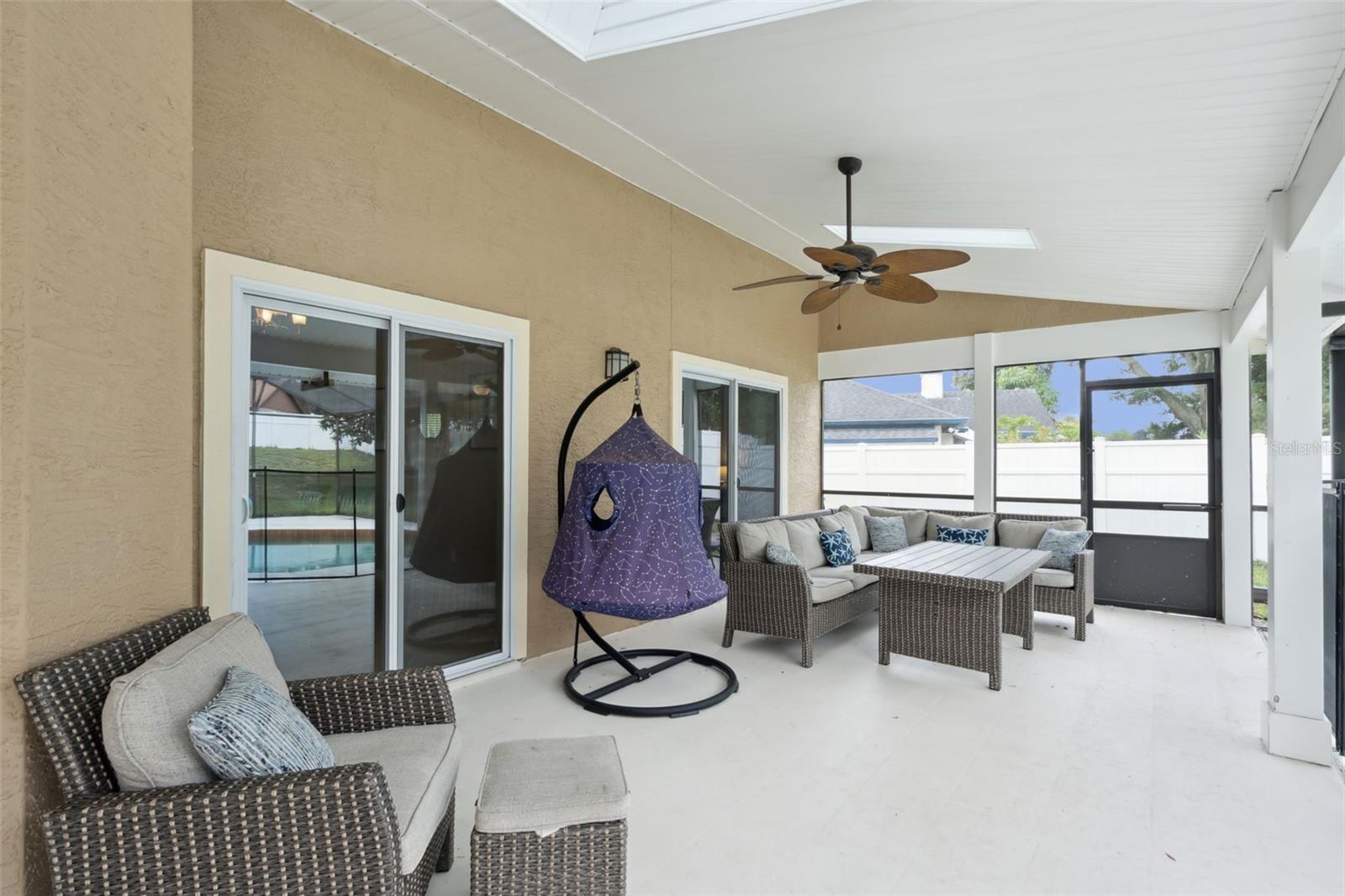 Image 20 of 27 For 843 Bright Meadow Drive