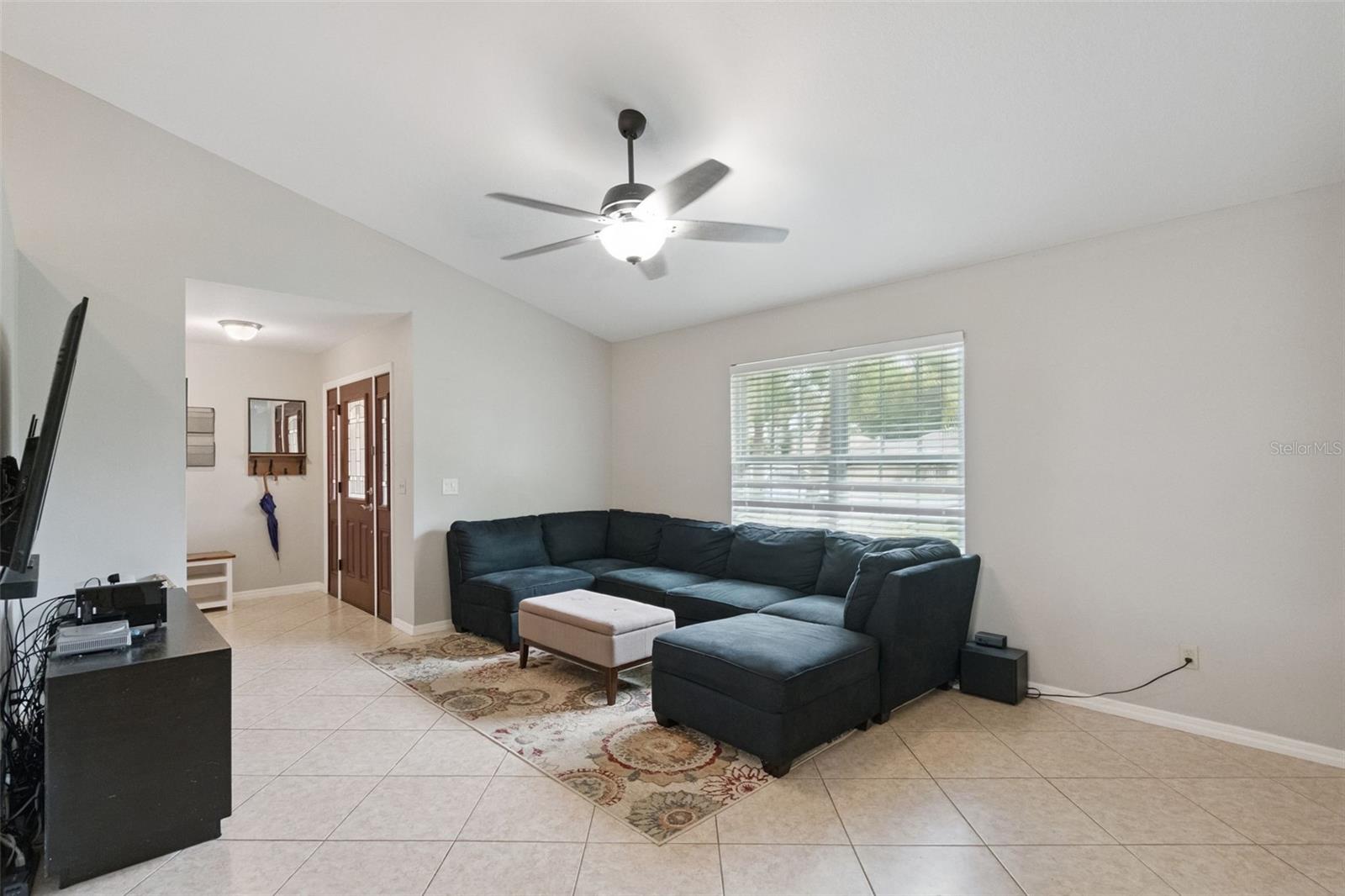 Image 3 of 27 For 843 Bright Meadow Drive