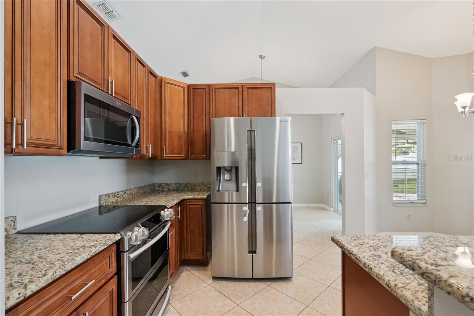 Image 6 of 27 For 843 Bright Meadow Drive