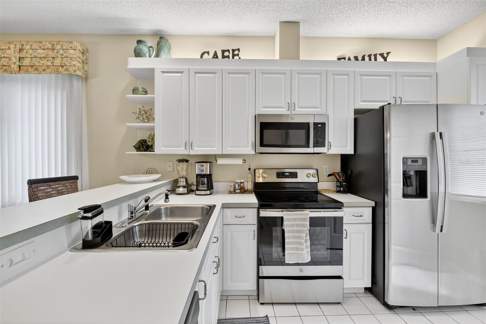 Image 5 of 27 For 8512 54th Avenue Circle E