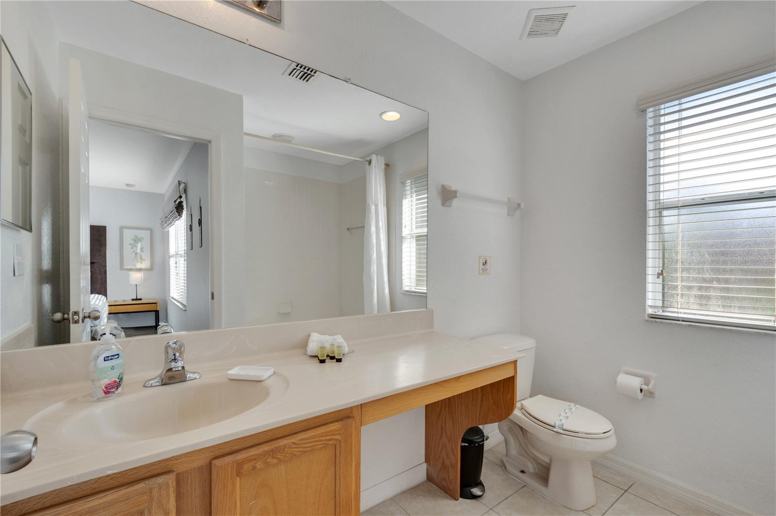 Image 32 of 35 For 2774 Corvette Lane