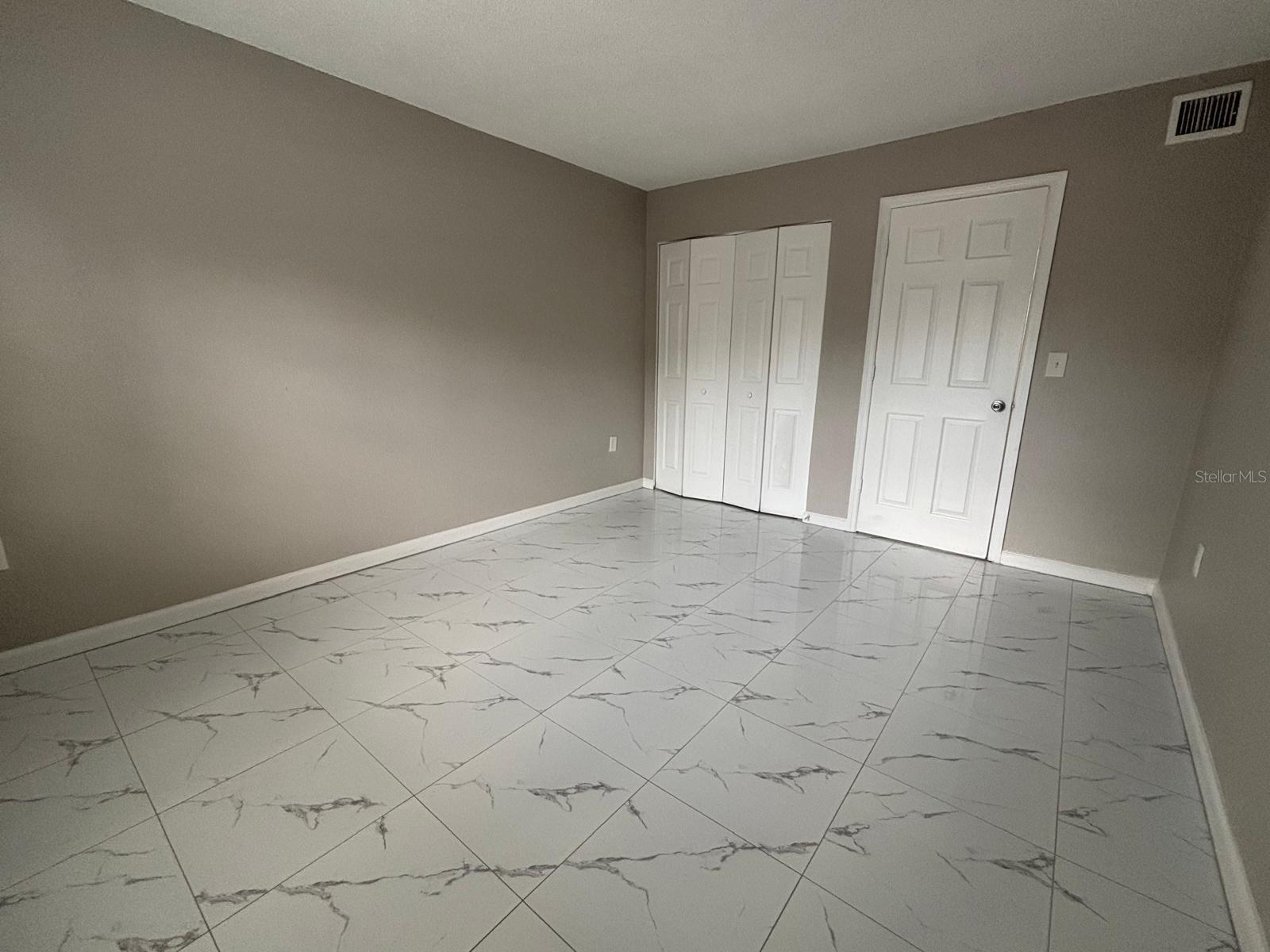 Image 10 of 16 For 5325 Curry Ford Road 10