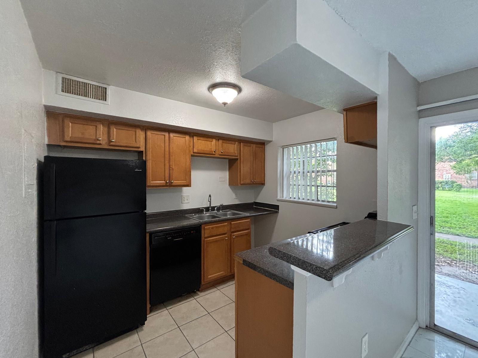Image 3 of 16 For 5325 Curry Ford Road 10